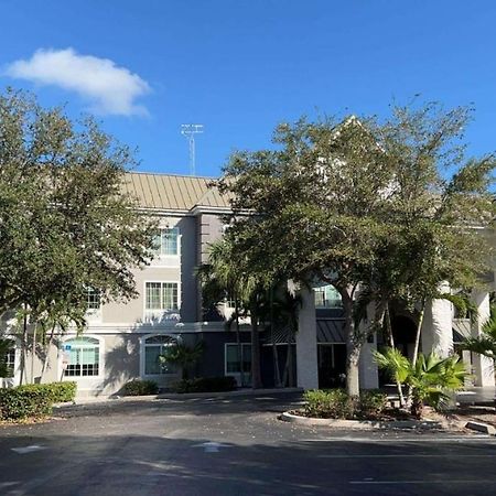 Surestay Plus Hotel By Best Western Vero Beach Kültér fotó
